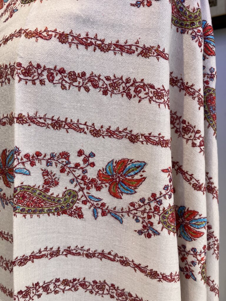 Luxurious pashmina shawl