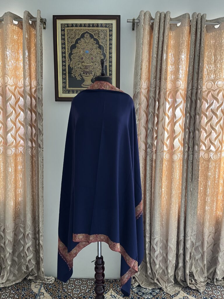 Luxurious pashmina shawl