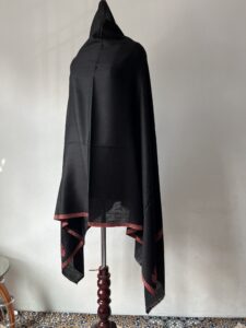 Luxurious pashmina shawl 
